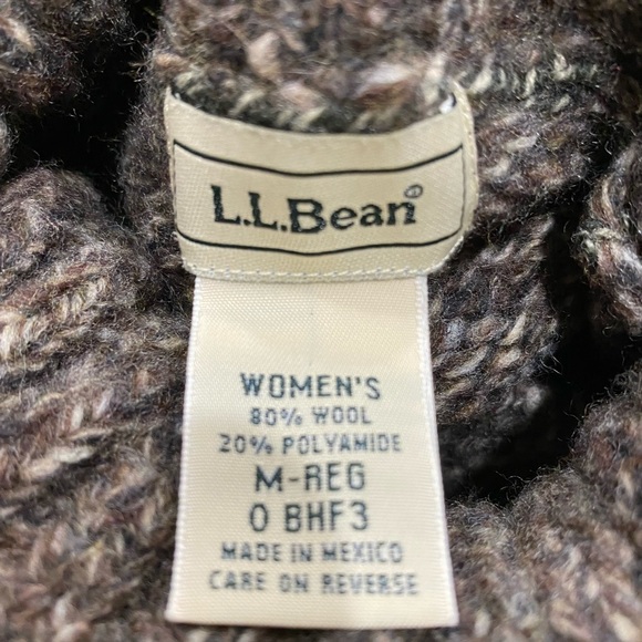 L.L. BEAN wool turtleneck sweater - Picture 5 of 5